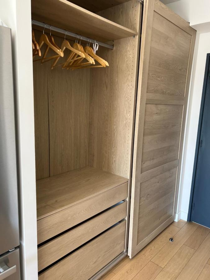 A La Nuitee, Grand Studio Design Le Vinci Arradon Exteriör bild
